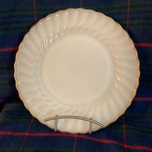 Anchor Hocking milk glass plate, 10 inch diameter.